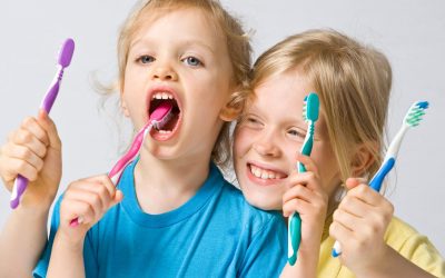 7 razones que desconoces y por la que tu hijo debe acudir al dentista.